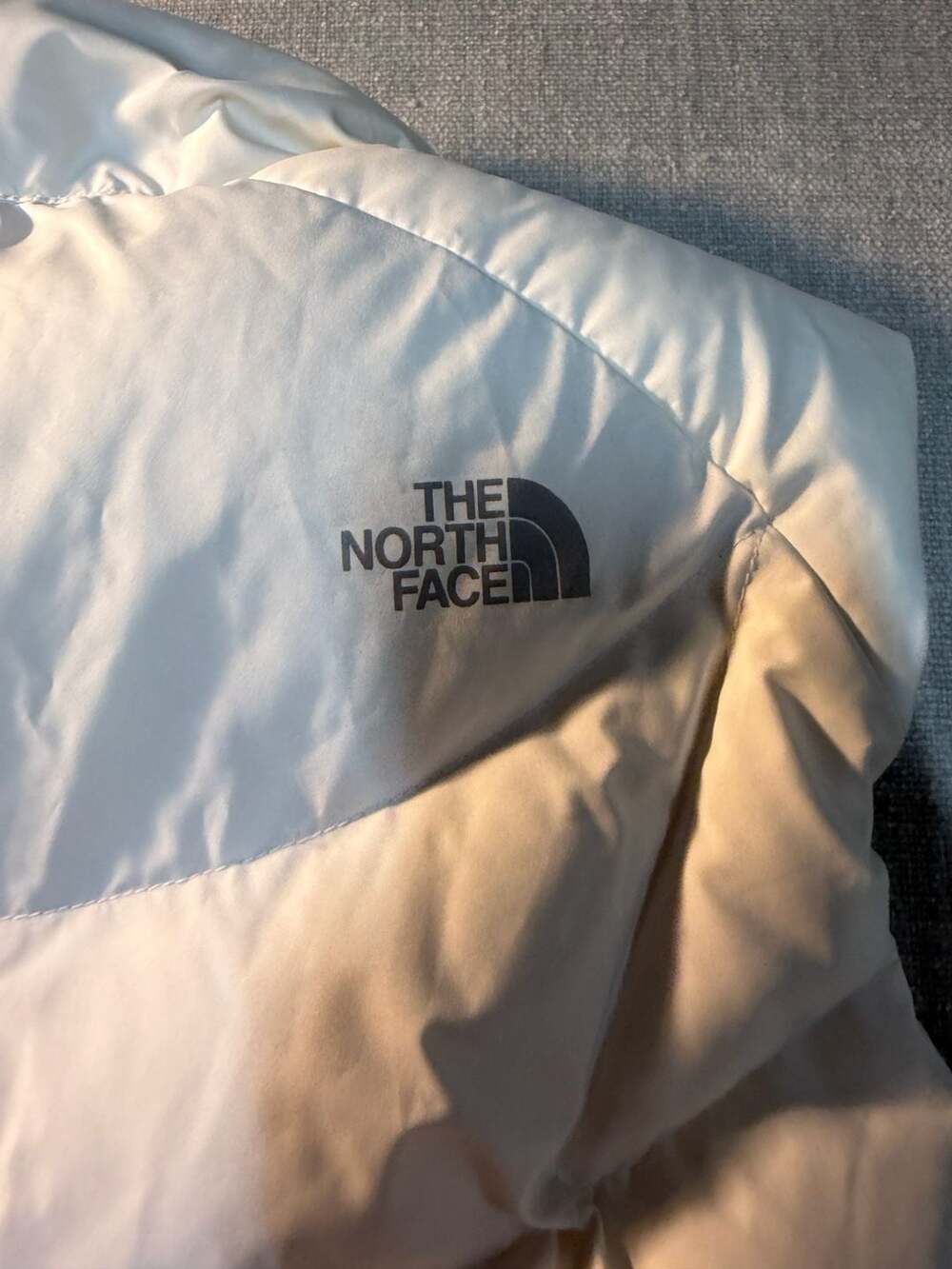 The North Face Women's Summit Series Down Puffer Vest White Size M - Picture 6 of 6